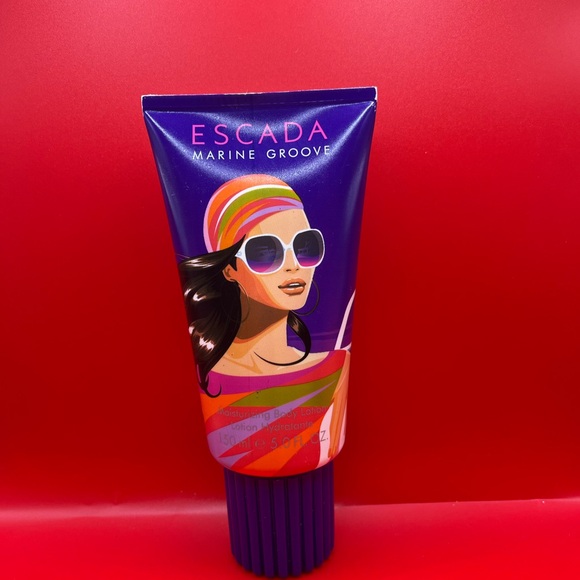Escada Marine Groove Lotion - Picture 3 of 3